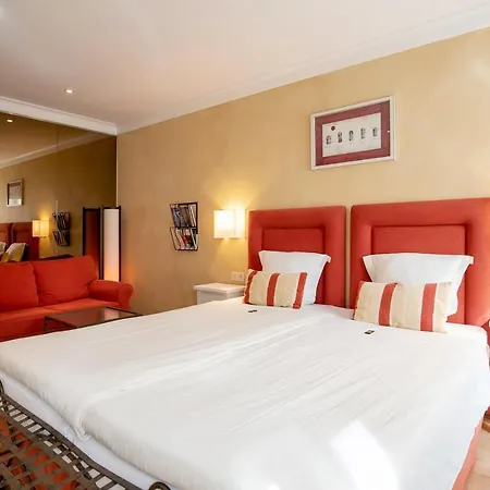 Gourmet Zur Post Hotel 4*